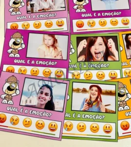 Amostra do material 12-Qual é a Emoção ?