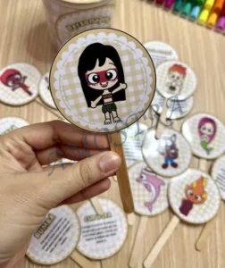 Amostra do material 19- Personagens na Lata Folclore