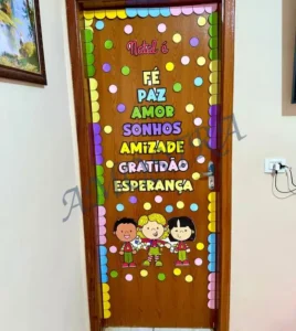 Amostra do material 21- Decoração de Porta Natal