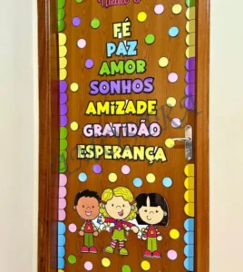 Amostra do material 21- Decoração de Porta Natal