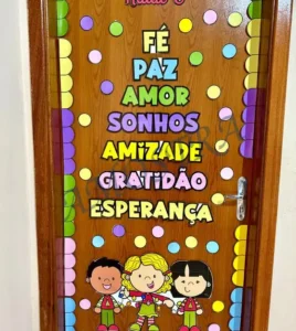 Amostra do material 21- Decoração de Porta Natal